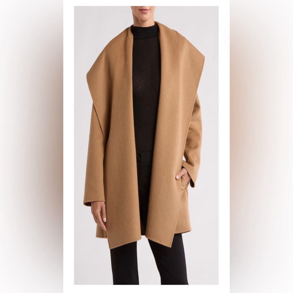 Brand New Vince wool blend Stylish Tan Overcoat. Size M. $895